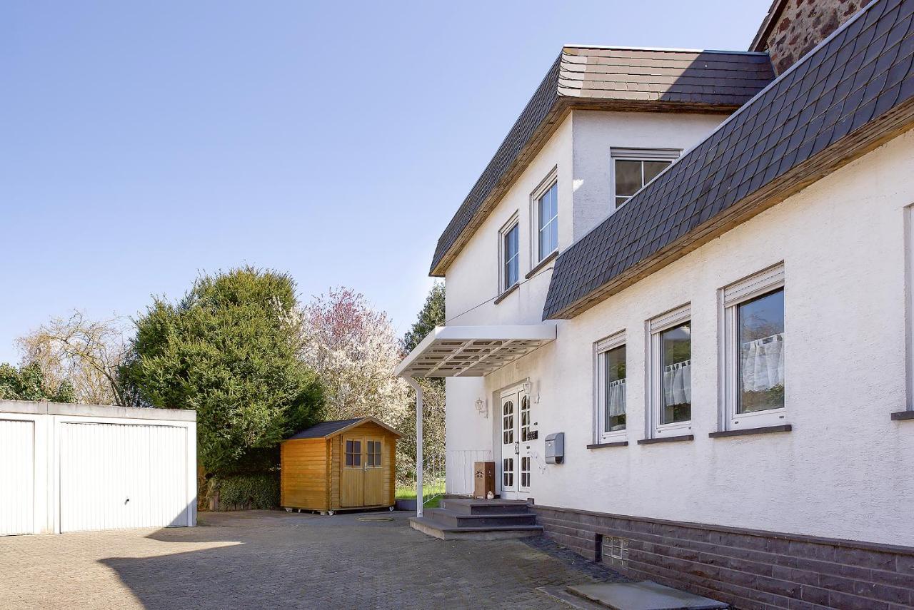 Keller Hoehe Bed & Breakfast Andernach Exterior photo